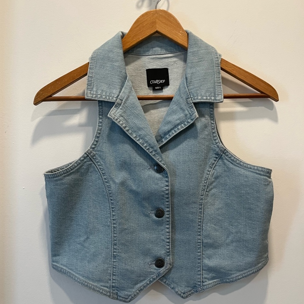Courtshop Cropped Denim Vest